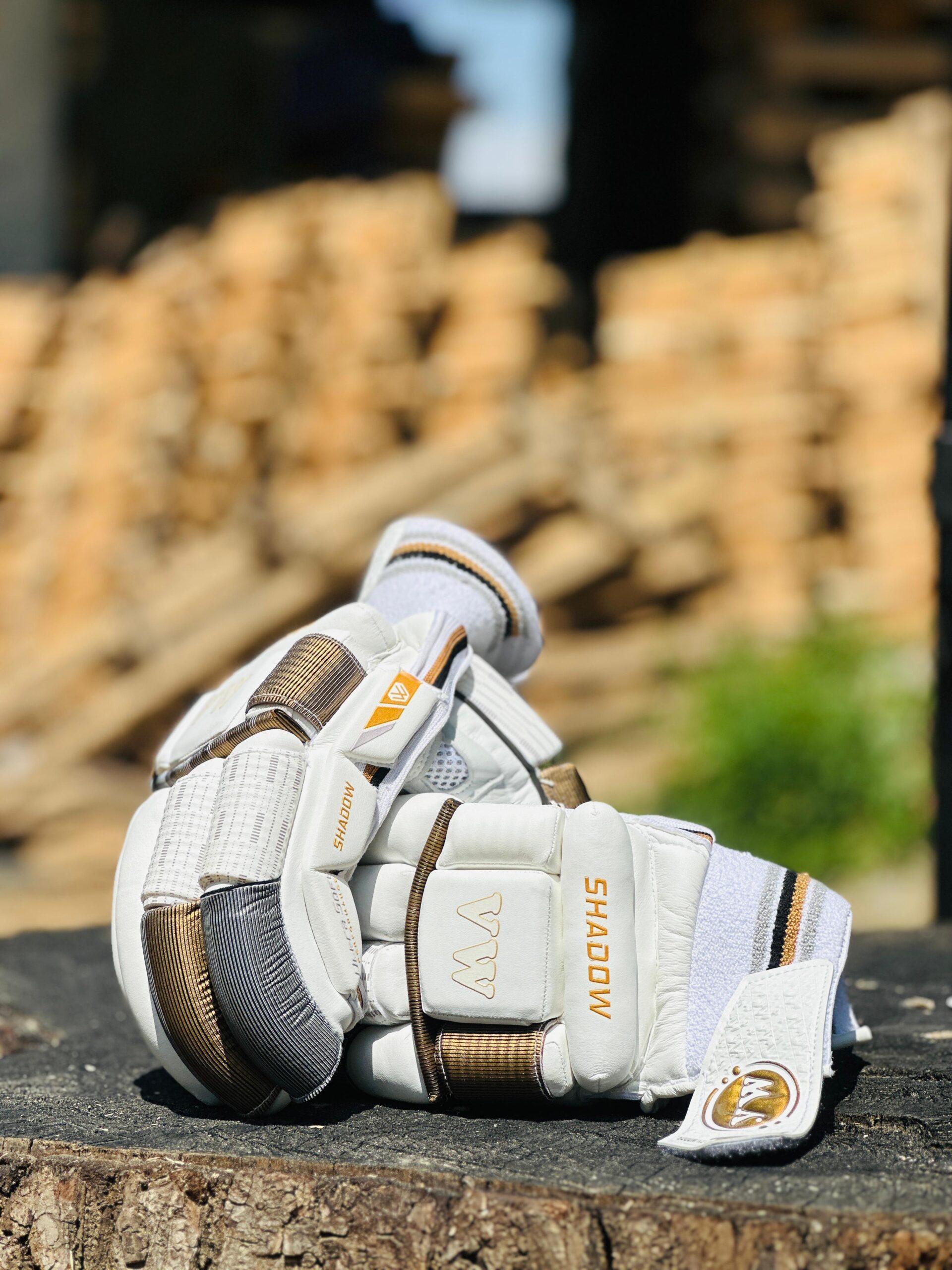 Shadows Batting Gloves - Image 3