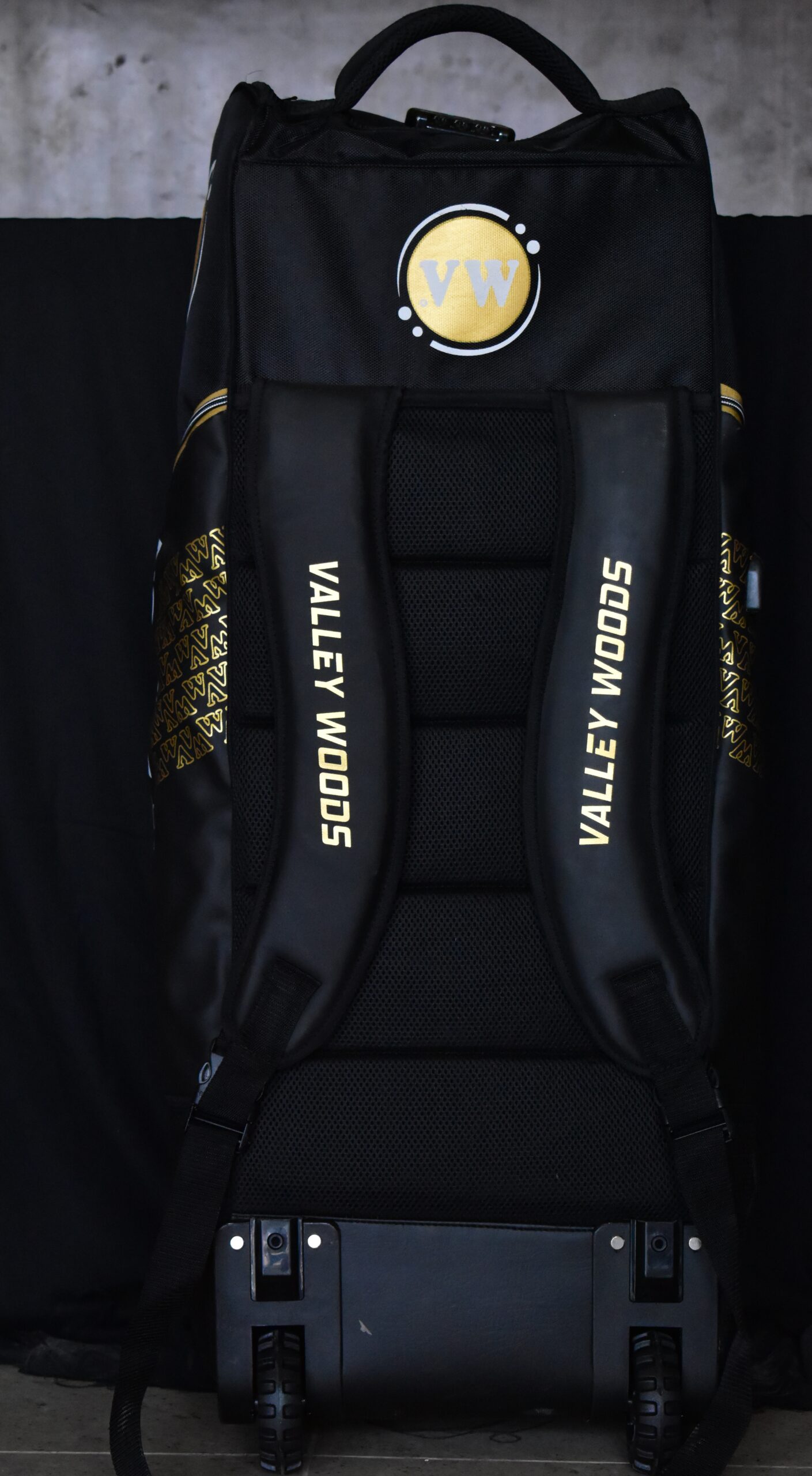 Reverse Edition Kit Bags - Image 2